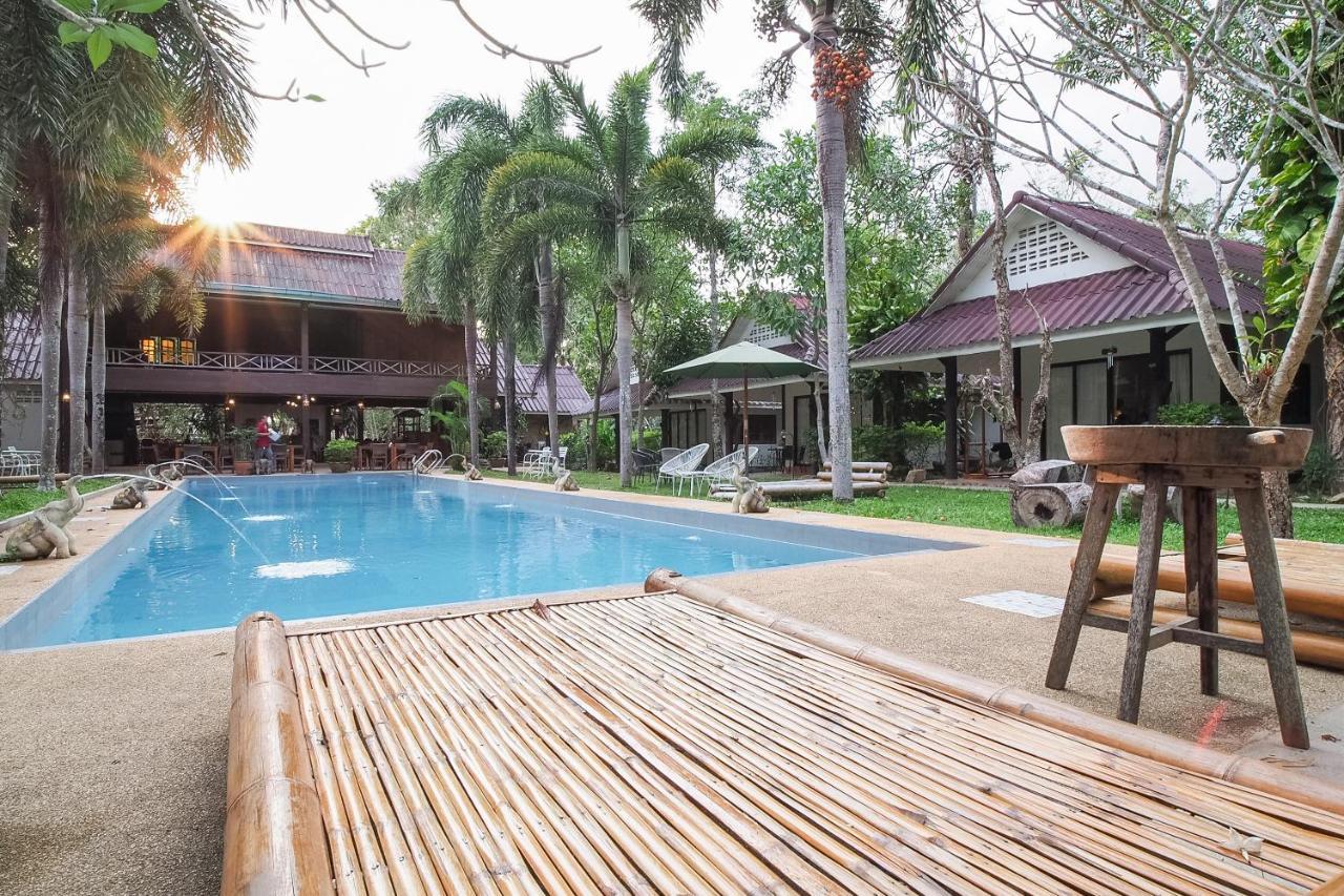 Capital O 834 Iyara Resort & Spa Koh Chang Extérieur photo